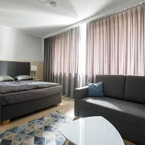 golden-apartmentsglamping-k17.hotelswroclaw.com/
